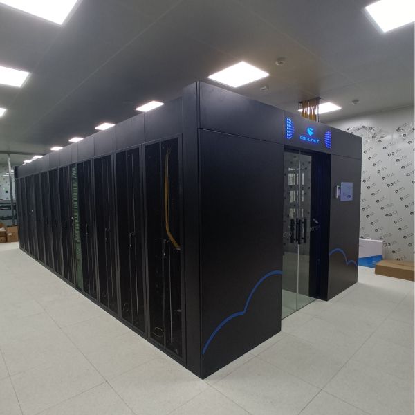 AI-Driven Data Center Optimization: How Coolnet Enhances Efficiency and Security